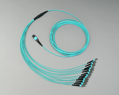 Fanout, MTP®/MPO female-8xLCPC, 50/125µm OM3, 5.0m