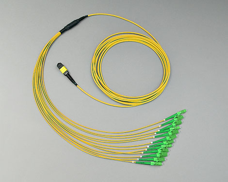 Fanout, MTP®/MPO APC male-12xLCAPC, 9/125µm, 7.5m