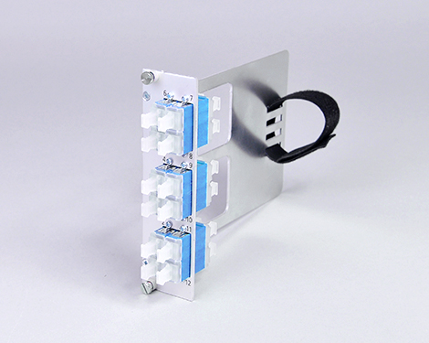 Einschubmodul 7TE, 24 x LCPC, SM, mit Klett (6xLCPC quad)