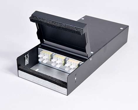 Consolidation Box, Stahl, 24 x LCPC, 62.5/125µm OM1 (6xLCPC quad)
