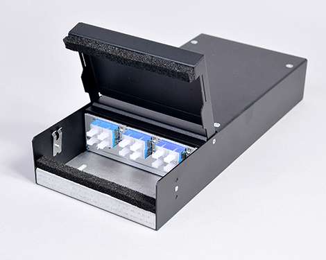 Consolidation Box, Stahl, 12 x SCPC, 9/125µm (6xSCPC duplex)