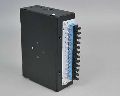 Hutschienen Box, Stahl, 2 x SCPC, 9/125µm