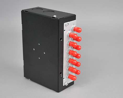 Hutschienen Box, Stahl, 4 x STPC, 9/125µm
