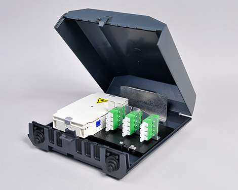 Venus-Box mit Schloss, 4 x E2000APC, SM, H&S