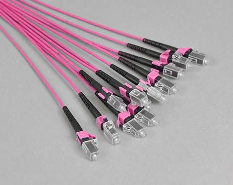 Steckermontage Breakout, 1.4mm, 24 x LCPC, 50/125µm OM4