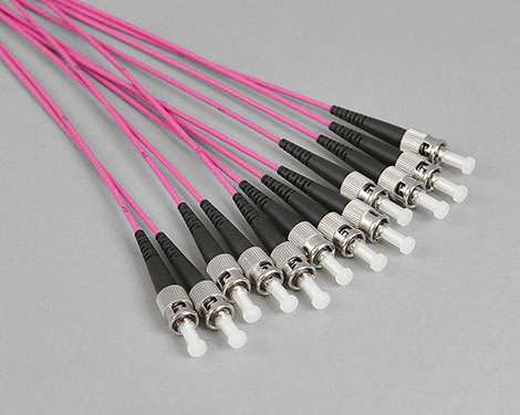 Steckermontage Breakout, 1.4mm, 24 x STPC, 50/125µm OM4