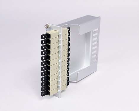 Einschubmodul 7TE, 8 x E2000PC, OM1, H&S, mit Überlängenfach