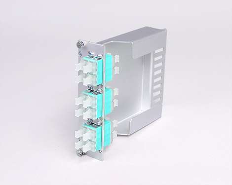 Einschubmodul 7TE, 24 x LCPC, OM3, mit Überlängenfach (6xLCPC quad)