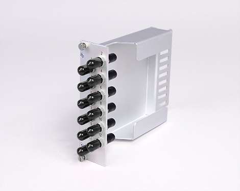 Einschubmodul 7TE, 8 x STPC, OM3, mit Überlängenfach