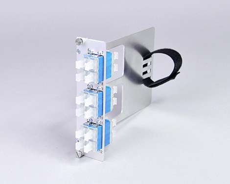 Einschubmodul 7TE, 24 x LCPC, SM, mit Klett (6xLCPC quad)